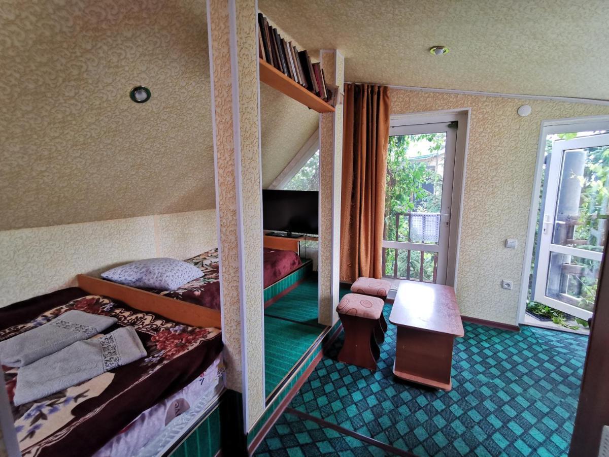 Petrovskaya Pristan 2 Hotel Cholpon-Ata Exterior foto