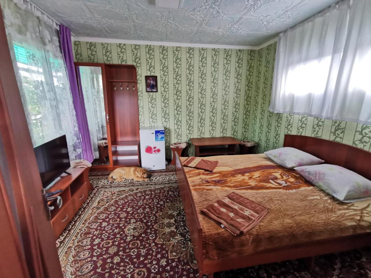 Petrovskaya Pristan 2 Hotel Cholpon-Ata Exterior foto